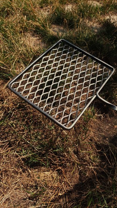 Gratar camping, bushcraft.