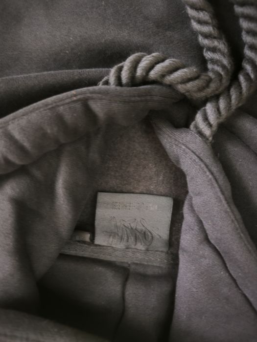 Худи Syna world .