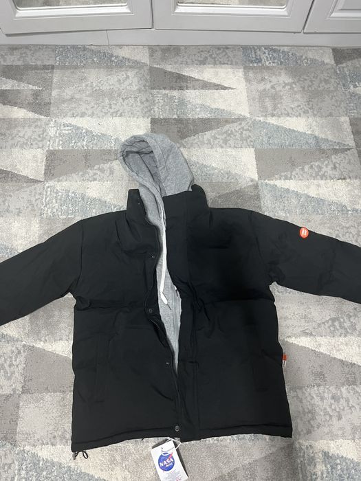 Зимняя куртка Nasa.