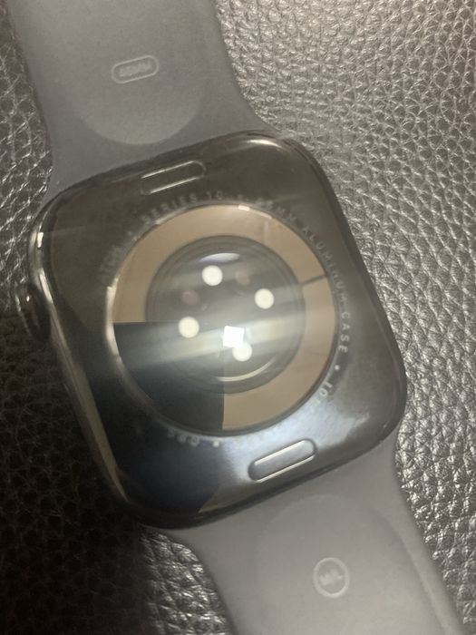 I watch 10. 46 мм коробка зарядка и запас ремешек. Состаяния идеал