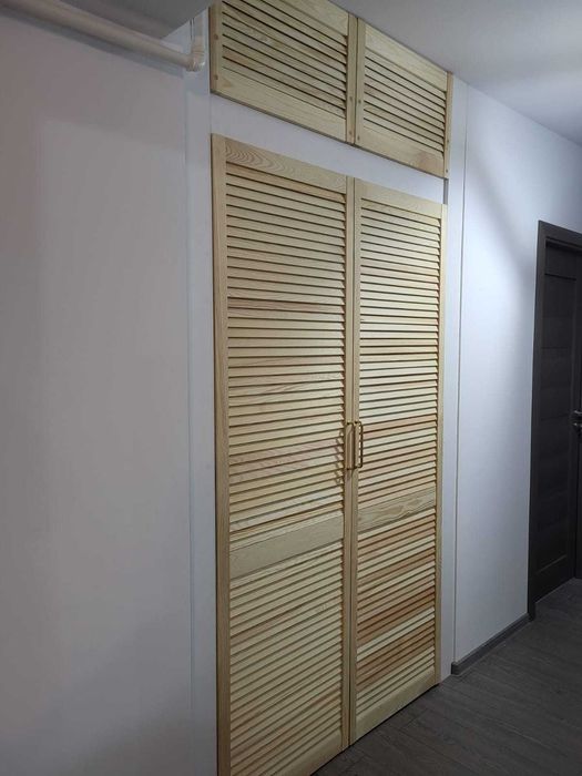 Decoratiuni interioare - casete iluminate podea, banda LED