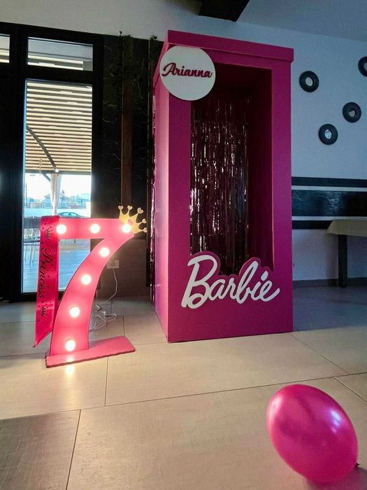 Comanda-Panou pahare sampanie/prosecco, cabina telefonica,barbie,vogue