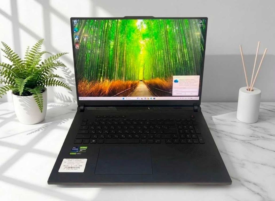 Игровой ноутбук ASUS ROG STRIX G18 /Core i9-14900HX/32GB/1TB/RTX4080