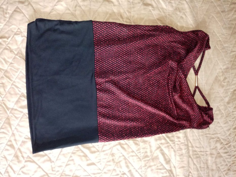 Намалям Офицялна рокля размер м, гол гръб