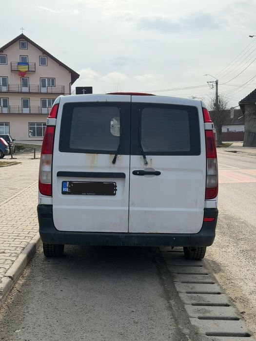Mercedes vito 2.2d si ford transit connect 1.8d