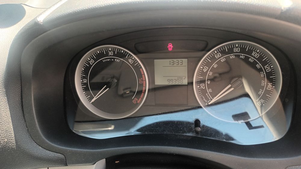 Vând Automobil Skoda Roomster