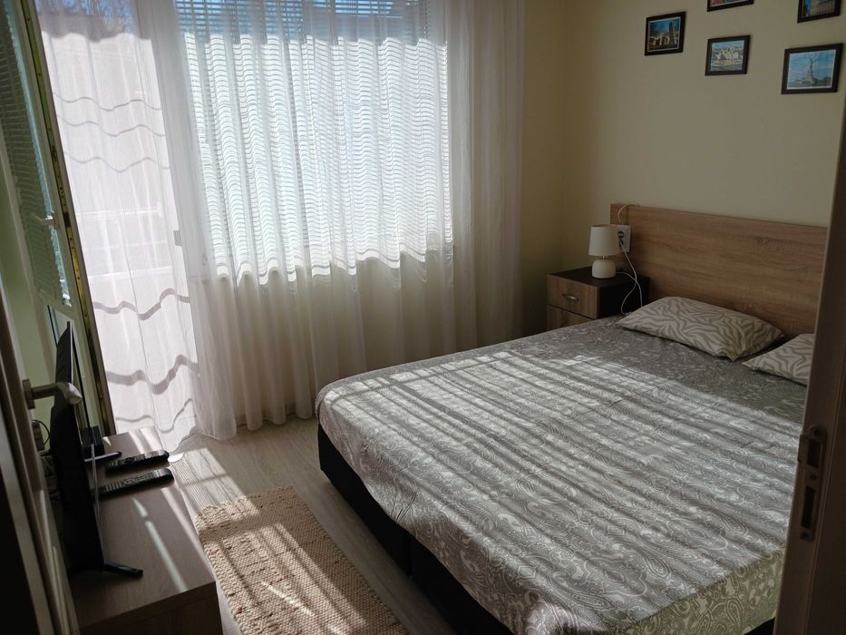 Дава се под наем Двустаен апартамент в Варна, Западна промишлена зона - 70 кв.м за 663 € - Снимка #1