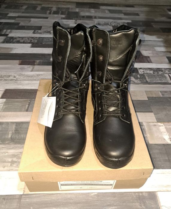 Полицейски кубинки