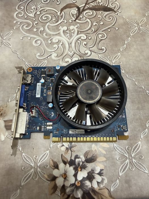 Видеокарта Nvidia gtx750 1gb