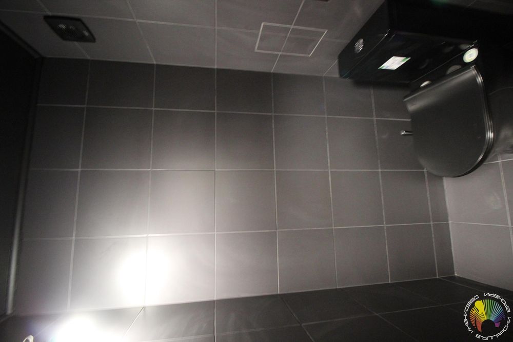 Дава се под наем Тристаен апартамент в Бургас, Възраждане - 95 кв.м за 612 € - Снимка #14