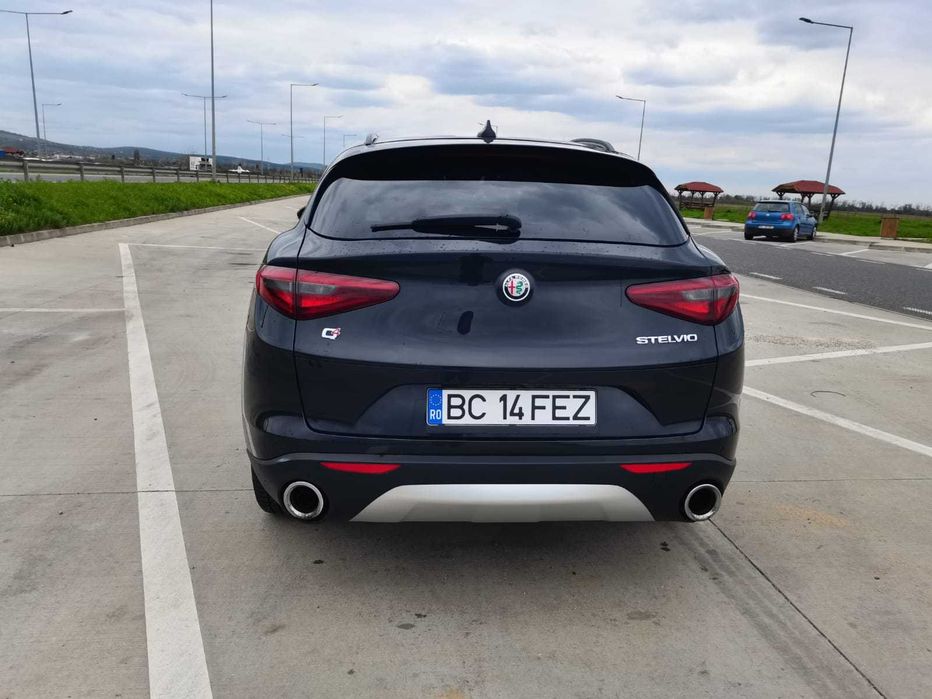 Auto Alfa Romeo Stelvio Q4, 2.0 T, CP 280