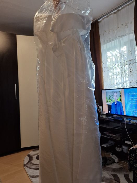 Vând rochie de mireasă
