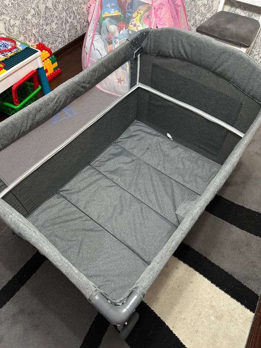 Продаётся детский манеж