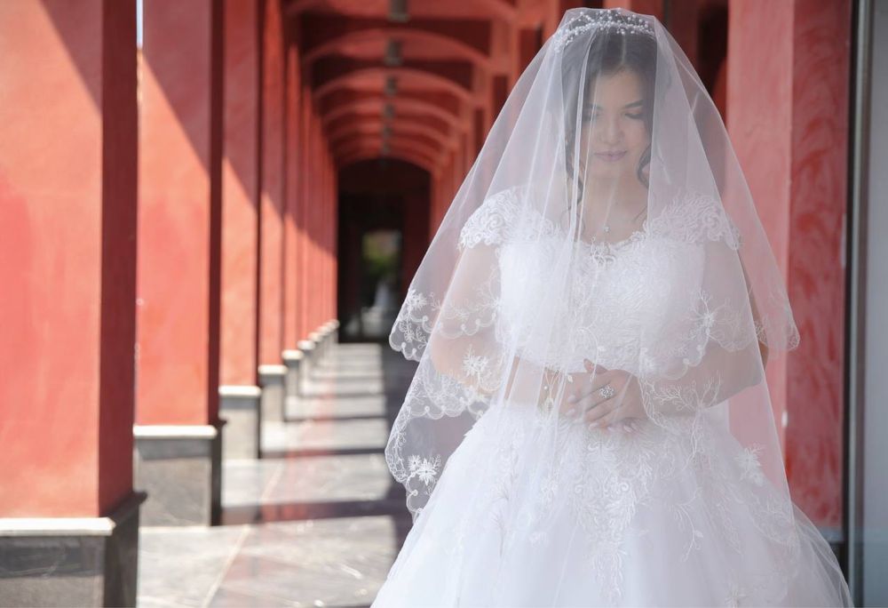 Свадебное платье с корсетом 48 размер