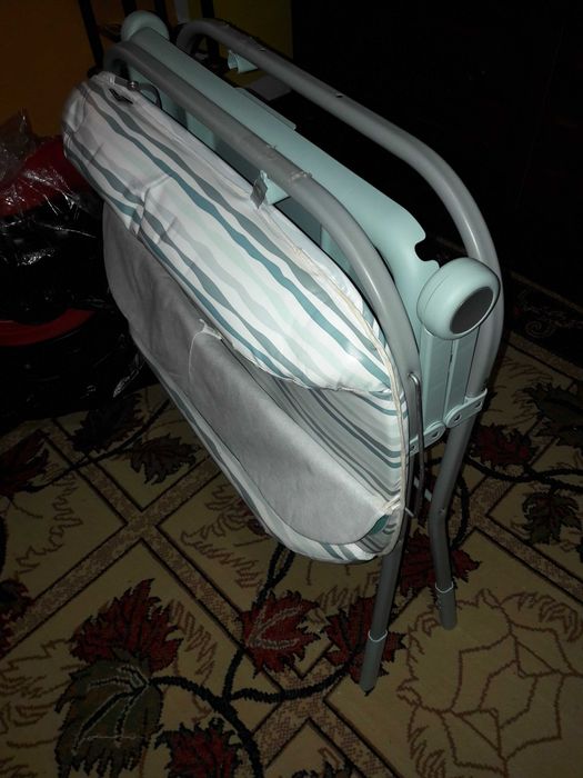 Se vând urmatoarele