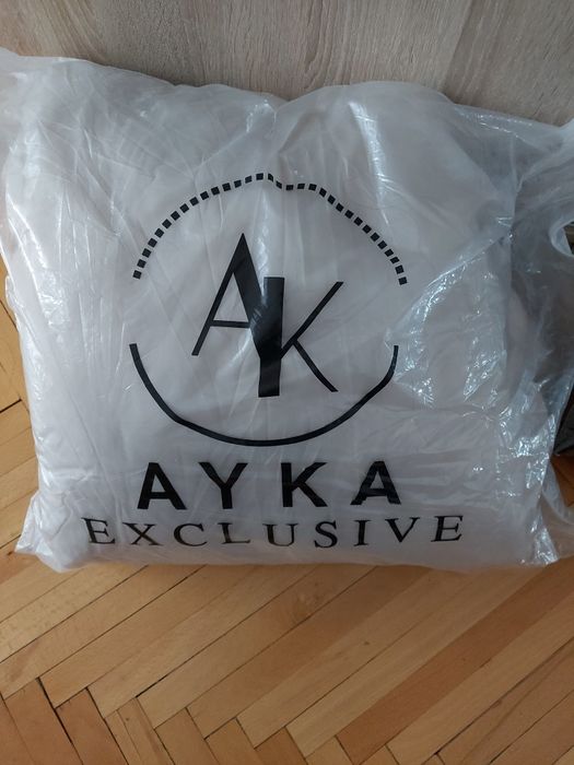 Продам новый пуховик.