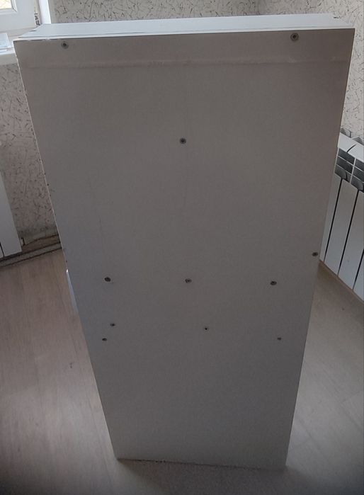 Продаю маникюрный стол