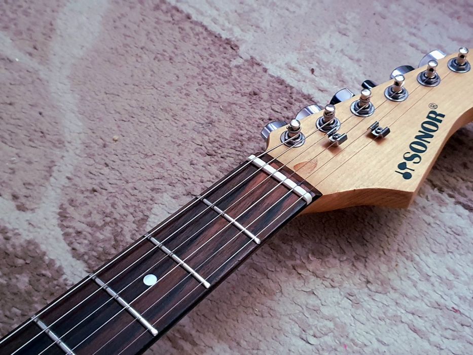 Электрогитара Sonor Stratocaster