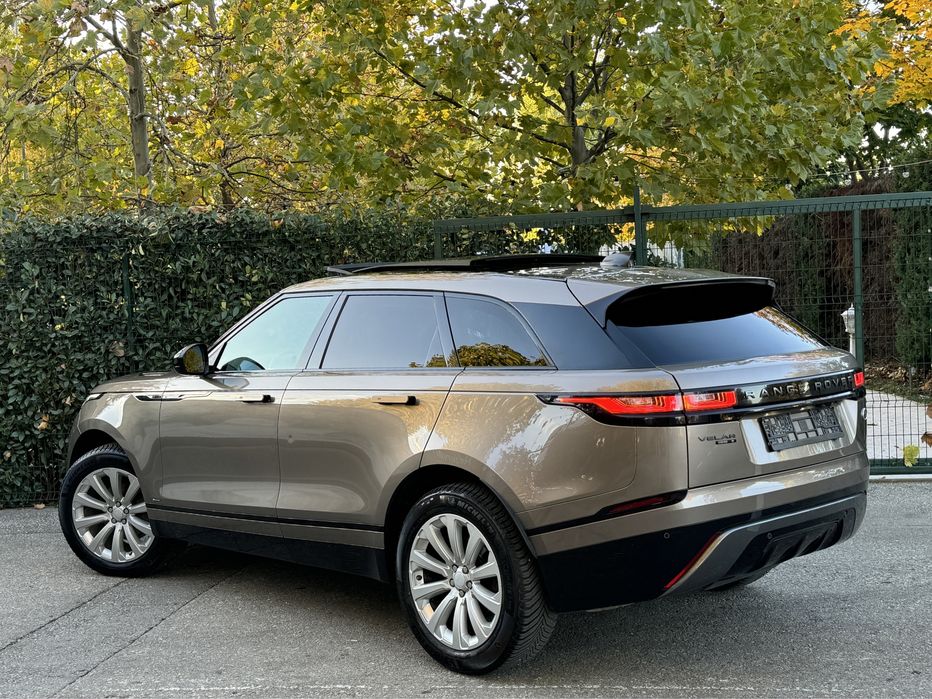 Land Rover Range Rover Velar R-Dynamic-Panoramic-Recent Adus