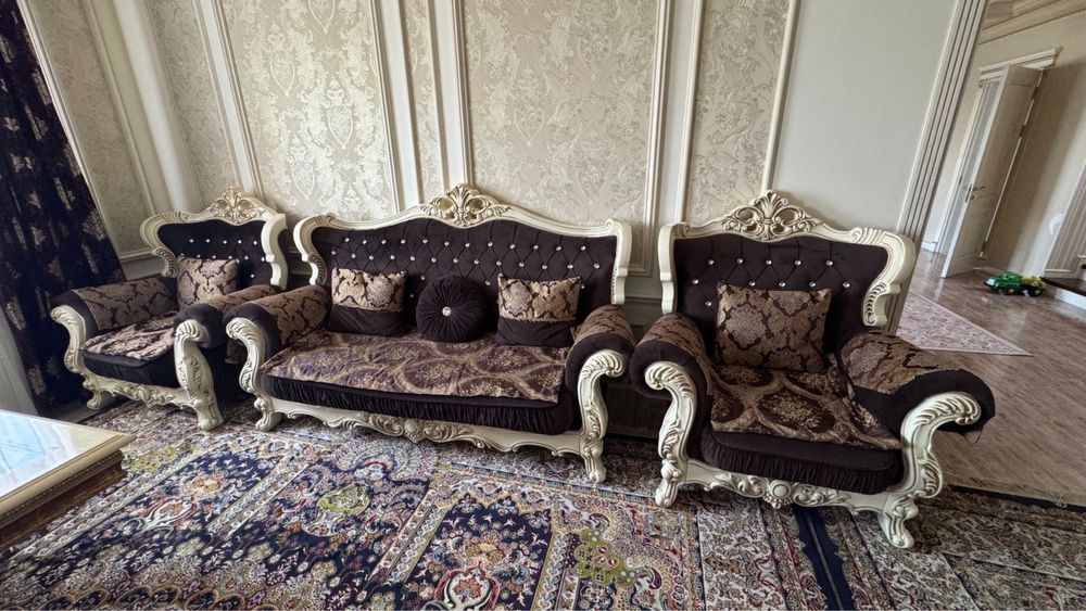 Продам кресло диван