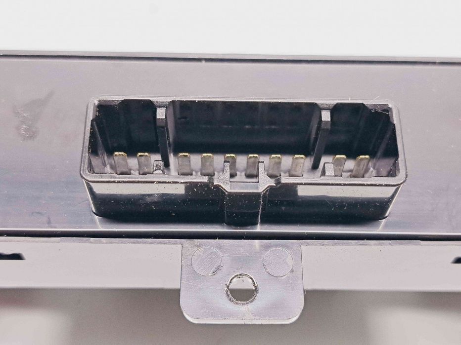 Butoane comenzi consola centrala Hyundai ix35 (LM) [Fabr 2010-2017] 9