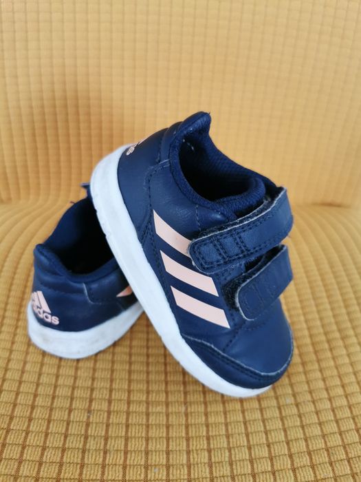 Adidași copii Adidas 19 cu arici ușori  comozi și practici