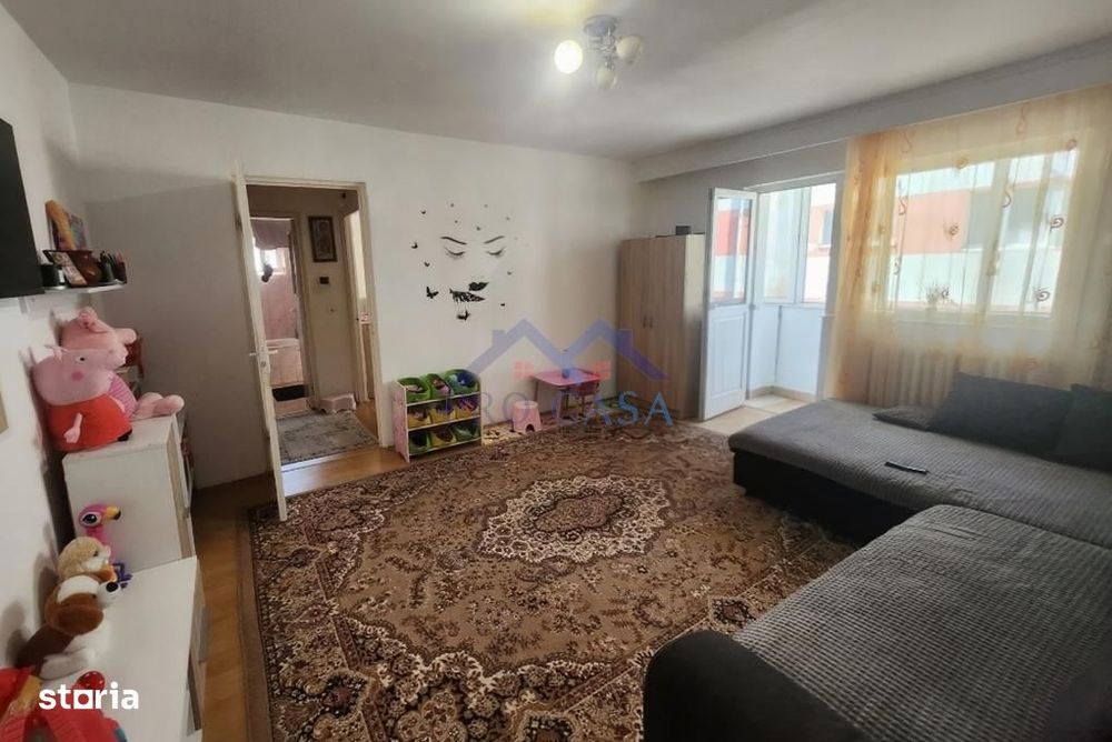 Apartament 3 camere in Cetate, et.3