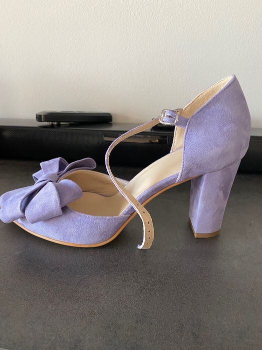 Pantofi stiletto