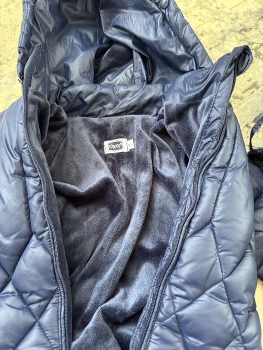 Продам зимний комбинезон Chicco