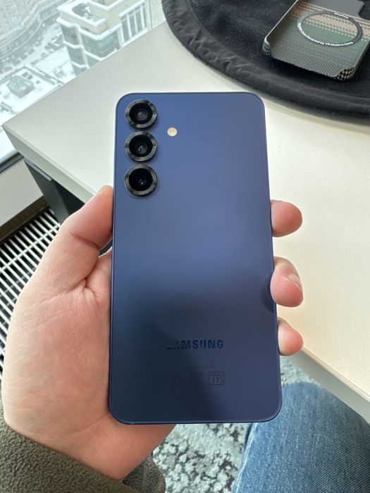 Продам флагманский Samsung S25/128gb