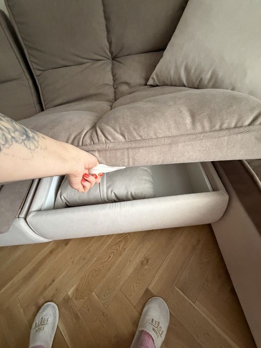Продам диван 4 метра