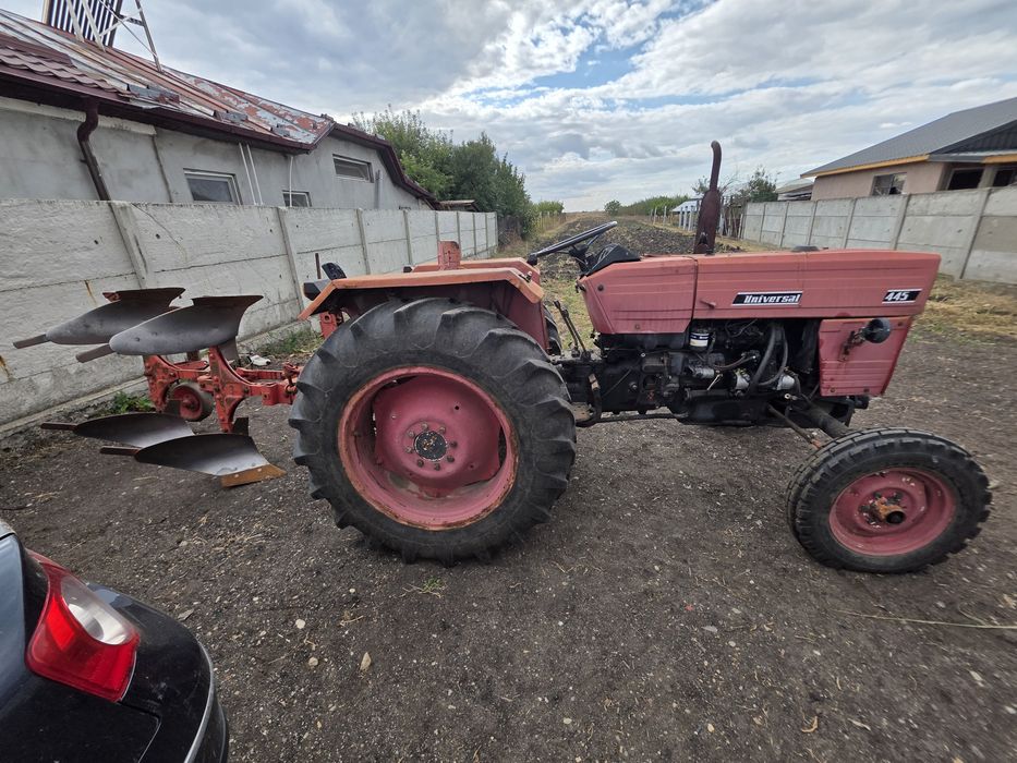 Tractor 445 + plug reversibil