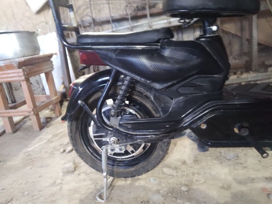 Электронный скутер