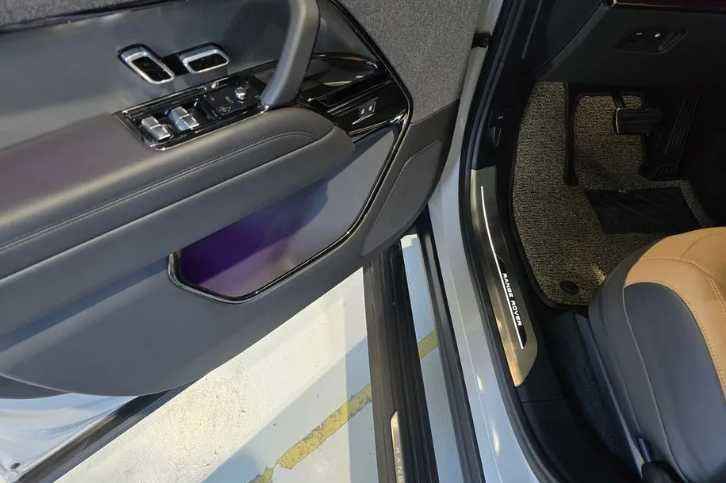 Range Rover Sport P550e