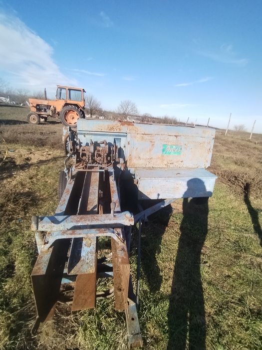 Presa de baloți de vânzare