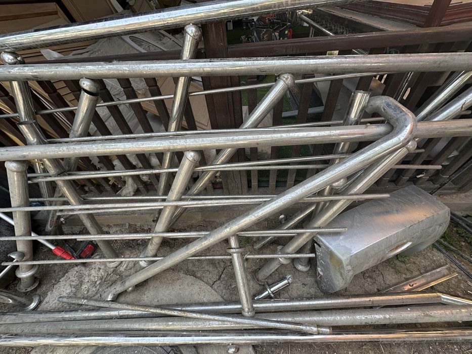 Пролам перила металлические