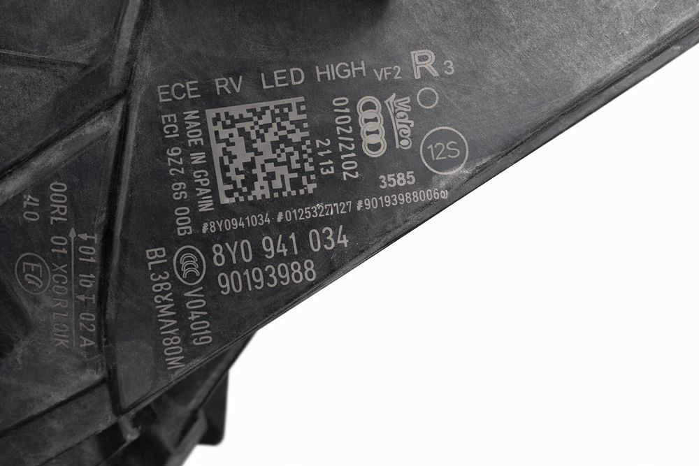 Far Audi A3 8Y LED Dreapta 2020+ Cod 8Y0941034