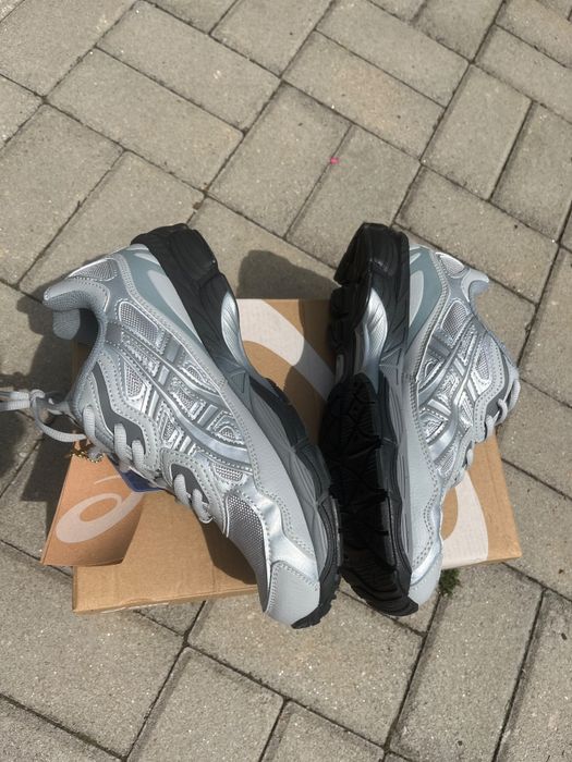 Asics Gel-Nyc Mid Grey mărimea 42