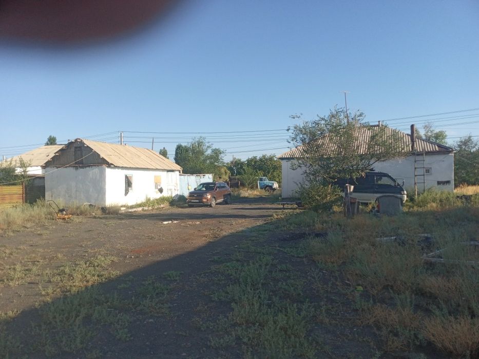 дом,складские помещения