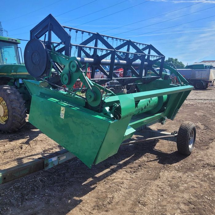 Header John Deere, carut transport