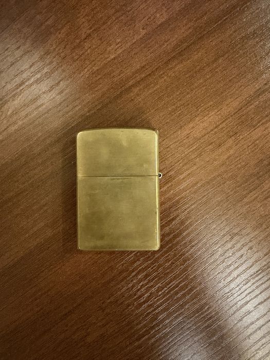 Зажигалка Zippo из 90-х.