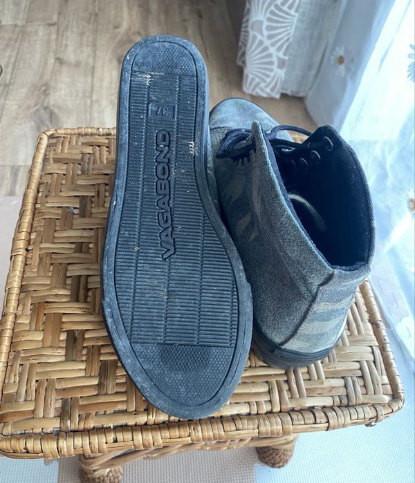 Vagabond sneakers
