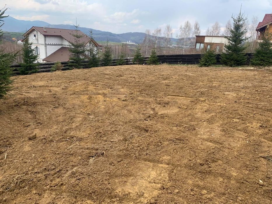 Buldoexcavator cilindru camioneta  de inchiriat Zarnesti/Brasov