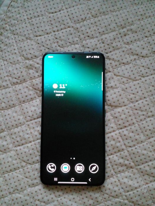 Продам телефон Samsung s22