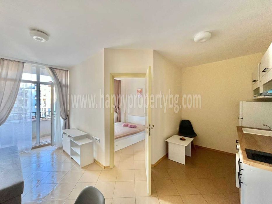 Продава се Двустаен апартамент в к.к. Слънчев бряг - 52 кв.м за 1133 €/кв.м - Снимка #2