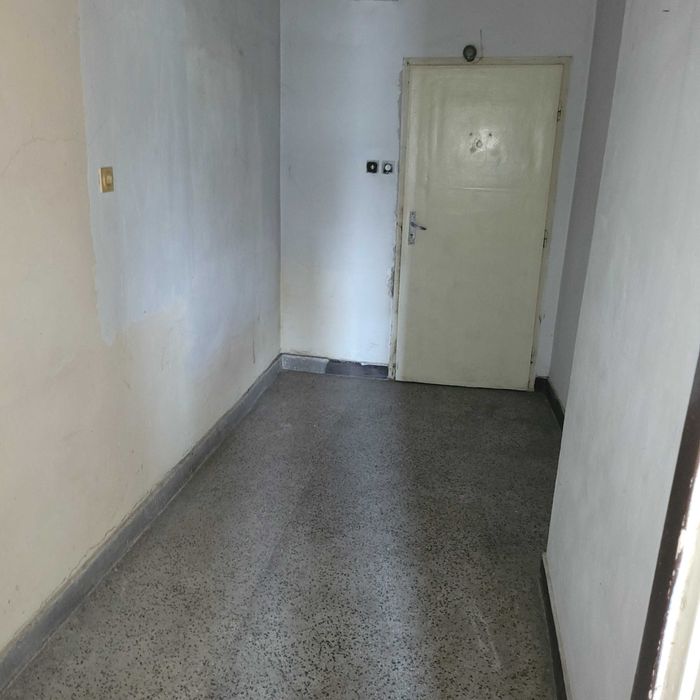 Продава се Тристаен апартамент в Лом - 78 кв.м за 523 €/кв.м - Снимка #12