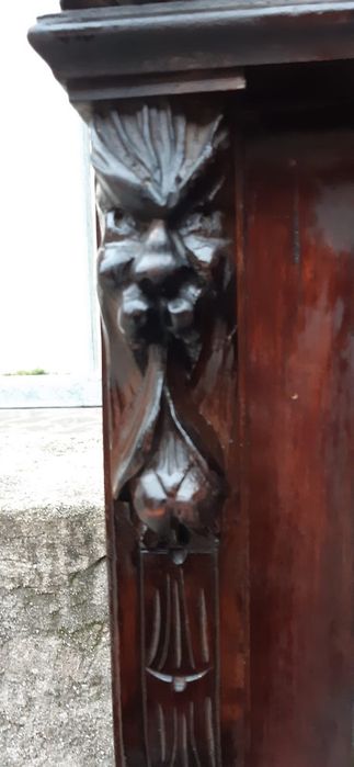 Credenta/ comoda  Renastere