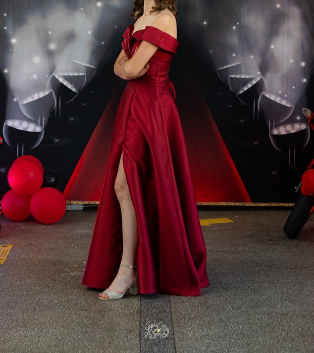 Rochie elegantă burgundia lungă – XS / 34 (US 2)