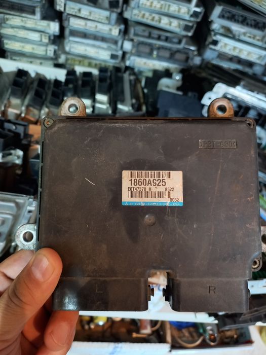 Mitsubishi OUTLANDER  эбу мозг