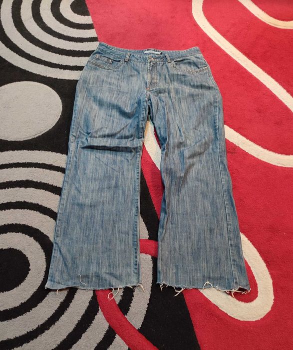 Flared baggy jeans